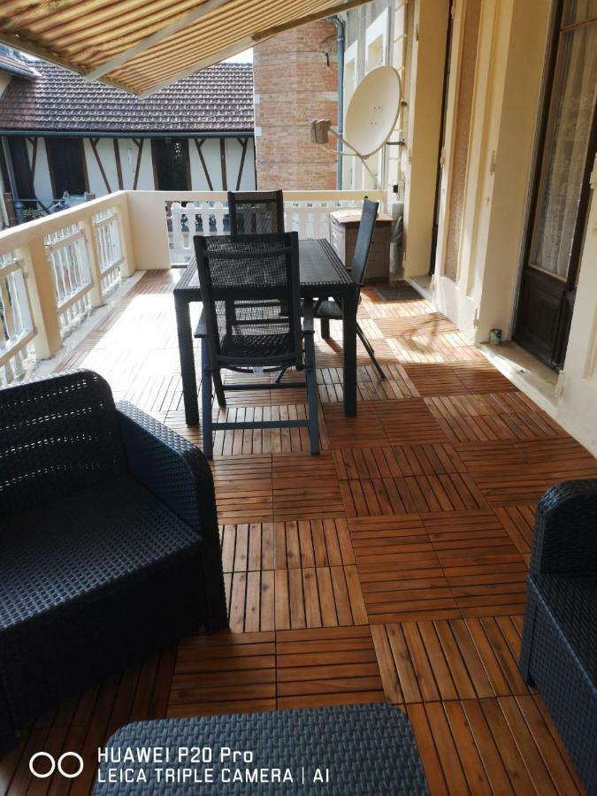 La Garde Chambres D'Hotes Charancieu Exteriér fotografie
